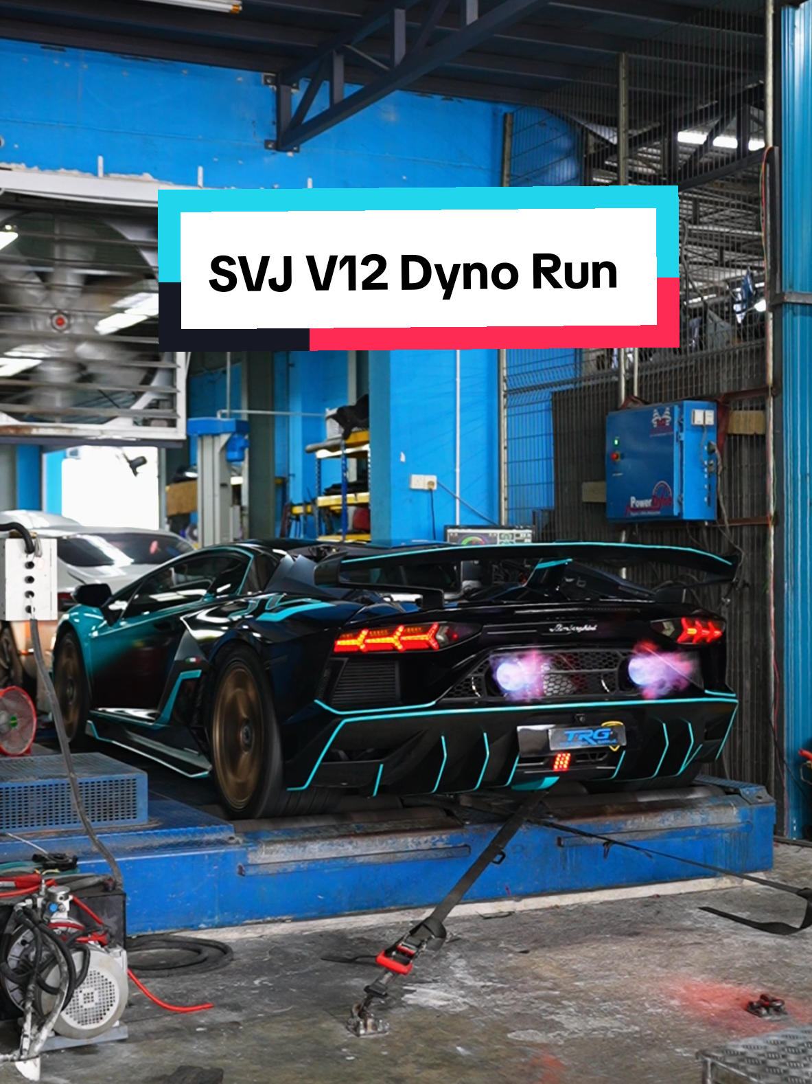 Bunyi V12 lagi gais 🔥🔥🔥 #lamborghiniaventador #aventador #svj #aventadorsvj #foryoupage #fyp 