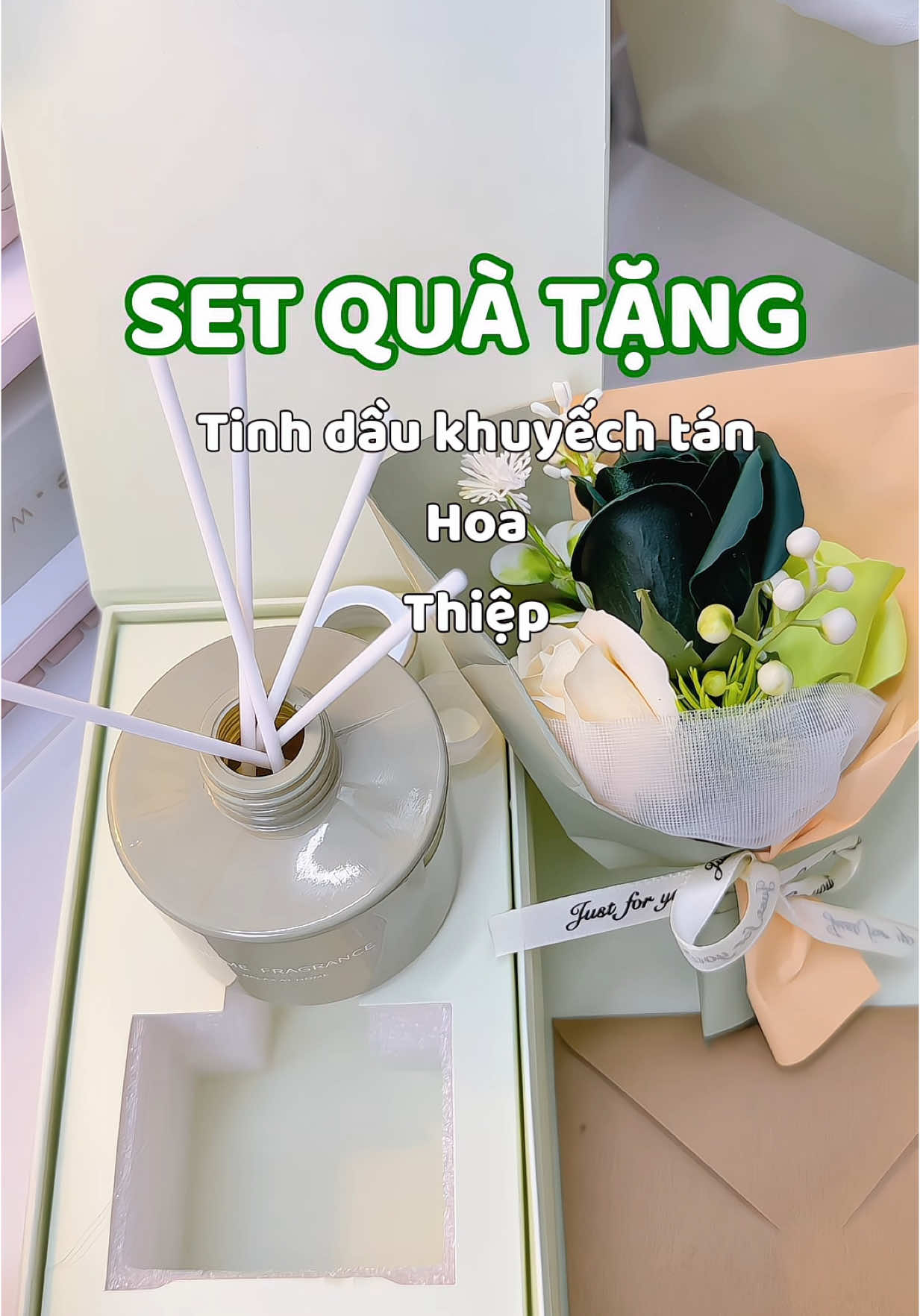 Thơm ngọt ngào lun. Quà tặng 8/3 cho người yêu hoặc cô giáo ý nghĩa nè. Dô trang tui lựa nha💕 #quatang #quatangnguoiyeu #quatangbangai #quatang8_3 #quatang20_10 #quatangsinhnhat #quatanggiangsinh #quatangynghia #xuhuong #tiktok #trending #viral #fyp #foryou  @Mee Unbox Nè  @Mee Unbox Nè  @Mee Unbox Nè 