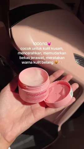 beli disini sekarang lagi promo! 👆🏻💋 #moisturizer #glad2glow 