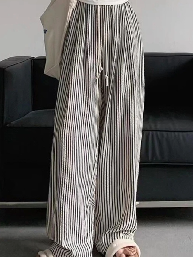 Quần ống suông cạp chun lưng quần, cao vãi đũi kẻ sọc, thoáng mát, rất thích hợp mặc vào mùa hè  #xinhquatroi  #thoitrangnu #outfit #vay #tuixach #giay #ao #quan #xh 