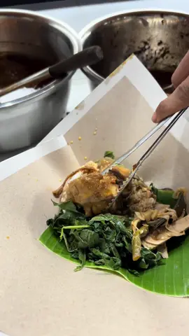 Asssseeekkkkk,  #rodabaru #rodajaya #masakanpadang #makananpadang #rodabarutasik #rodabaru38 #indhiang #tasikmalaya #kotatasikmalaya #nasipadang #hidangan #kulinertasikmalaya 