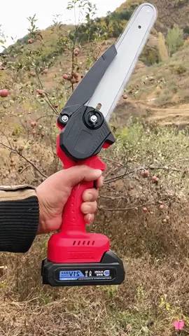 21V cordless mini chainsaw 6-1#TikTokShop #tiktokfinds #yearendsale #alloyman #alloymantools#minimotosierra #motosierra #arboleros🌲👊 #chainsaw 