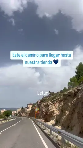 Te mostramos el camino para llegar a nuestra tienda 🚗🥛 Cuando entres a Letur, sigue las indicaciones de nuestro GPS y sigue bien las señales. Nuestro horario de apertura es: De lunes a jueves de 9:00h a 14:00h y de 16:00h a 19:00h Los viernes de 8:00h a 16:00h Te esperamos ✨ #canterodeletur #yogur #ecologico #letur #tienda #horario 