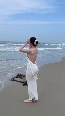 Tập chăm chỉ để chờ đi biển 🙂‍↔️ #bikini #Fitness 