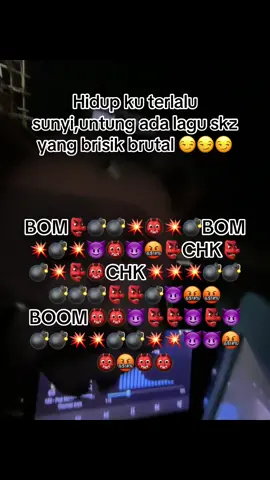 BOOM BOOM CHK CHK 🤯 BOOM#4upage #fyp ##fypppppppppppppppppppppppppppppp #fyppppppppppppppppppppppp #straykids #jeongin #hyunjin #hanjisung #bangchan #felix #changbin #leeknow #seungmin #4u #masukberanda IB:LEWAT EFYEPEEE😈😈😈