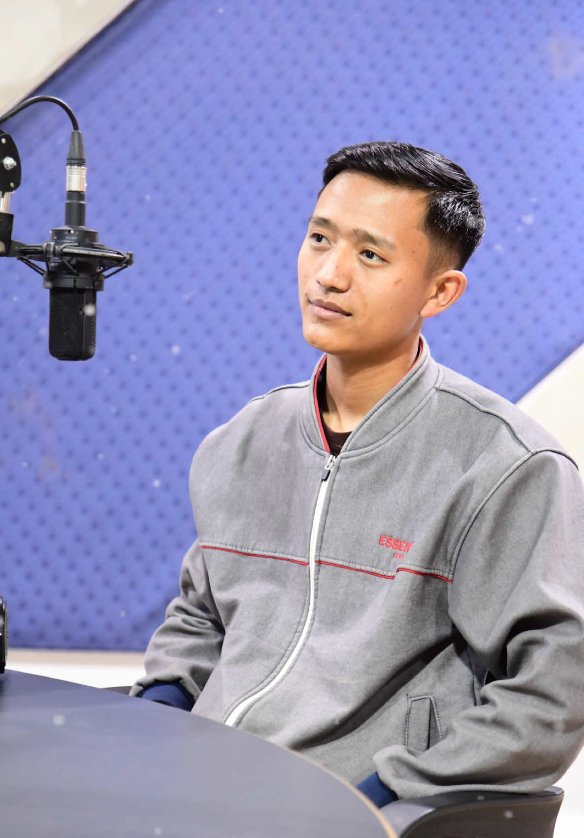 #ThazinFM📻 #လွမ်းသဝဏ်လွှာ#Nay #entertainmentforyou #listener #views #copylink #foryou #viral #thazinradio #အားလုံးချစ်တဲ့သဇင်fm #📻 