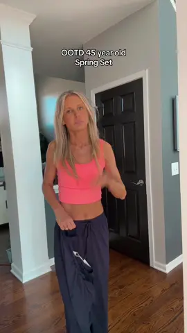 My OOTD all about quality in this spring lounge set #OOTD #fyp #outfitinspo #outfitideas #loungewear #loungeset #springstyle #tiktokfinds #comfyclothes #MomsofTikTok #womenover40 