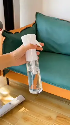 Continuous spray bottle mist #spraybottle #continousspraybottle #alcoholbottlespray 