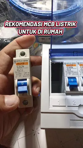 mcb listrik mulai dari 4,6,10 ampere #mcb #mcblistrik #listrik #pln #sni #fyxzbca #berandatiktok #kabel #rekomendasi #fyppppppppppppppppppppppp #fyp 