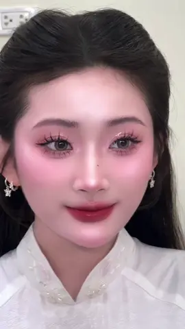 Tone make cô dâu kẹo ngọt xỉu lunnnn ❤️❤️❤️ #hoangthumakeup #makeupcodauchuyennghiep #makeupkiyeuhaiphong #makeupbasui #makeuphaiphong #make_hairby #hoangthumakeup #congtacvienstudiot #make_hairby #makeuphaiphong . Địa chỉ : chung cư Hoàng Huy- Lạch Tray- Hải Phòng#xuhuong #xuhuong 