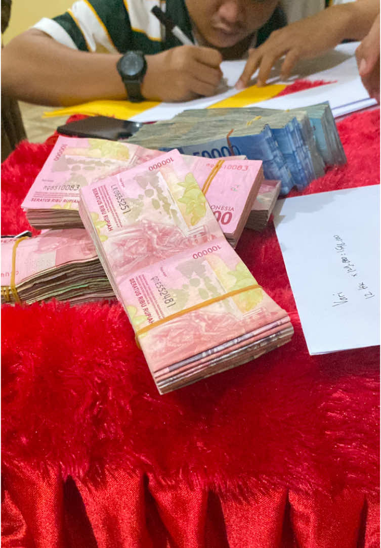 Melangkah perlahan tapi pasti…#FYP #DAYAK_GANTENG #KALBAR #KETAPANG #KETAPANG #SIMPANGHULU #MUSIKVIRAL #AnakTani #Nursery #pejuangrupiah @KetelaUngu18 @Bunga Ayo @KENNN 