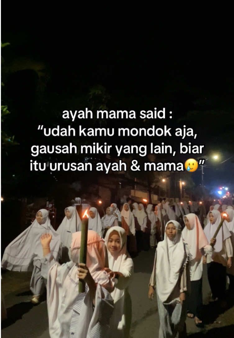 itulah karakter orang tua yg ingin melihat anaknya sukses🥹  #alwayssantri #pondok #pondokpesantren #santri #santrisejati #fyp #fypage 