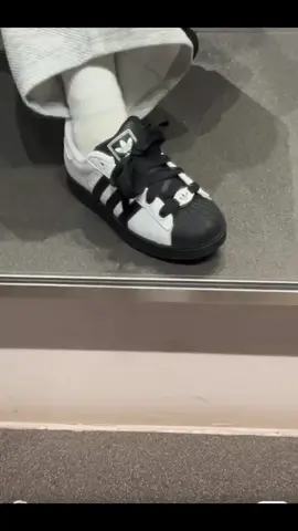 Super star 2.0 đen trắng xinh xỉu #adidas #giaydep 