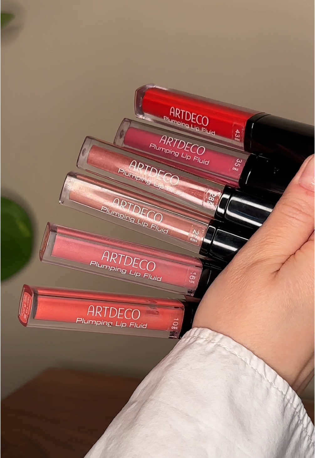 elsker Plumping Lip Fluid😍 #lipgloss #gloss #glossylips 