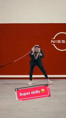 Look at the strength... putting the super in @Supercar Blondie ⭐️ @nissan @Formula E #NissanFormulaE #FeelElectric #EvoSessions 