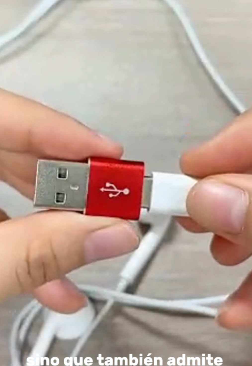 Conecta todos tus dispositivos con este adaptador tipo C a USB 🔌⚡ práctico, compacto y fácil de usar 📱 consíguelo ya en nuestra TikTok Shop #tecnología #gadgets #conectividad #tendencias2025 #tiktokshopméxico #new #productos #tipoc #popular 