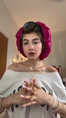 It’s giving a little Shirley temple if she had long hair I fear…#hairroulette #sockcurls #fyp 