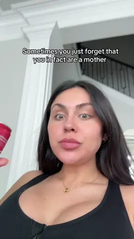 I have to constantly remind myself that I am not a scandalous teen mom & am literally about to be 29 years old, this is normalllll #juandchan 