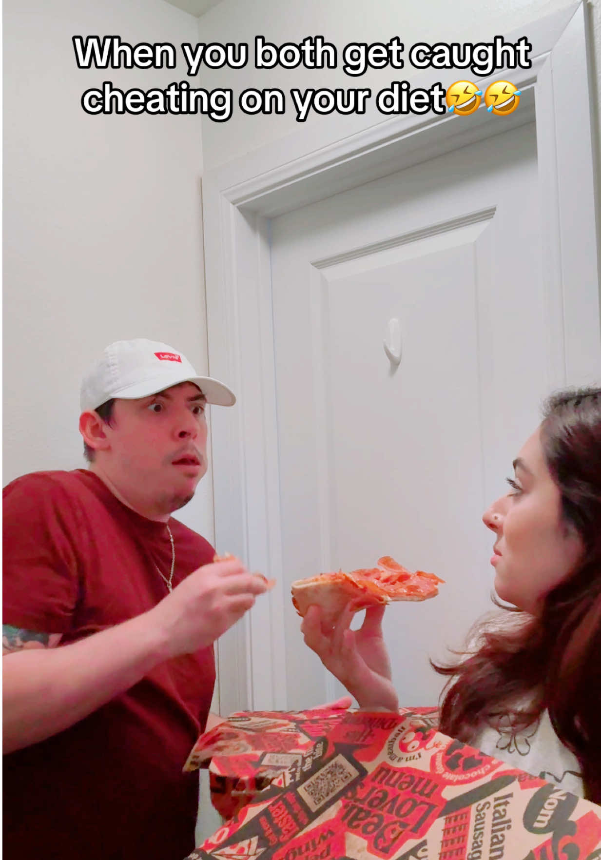 Couples that cheat together stay together🤣🤣 #husbandwife #couplecomedy #anxietycouple #fyp #marriedlifehumor 