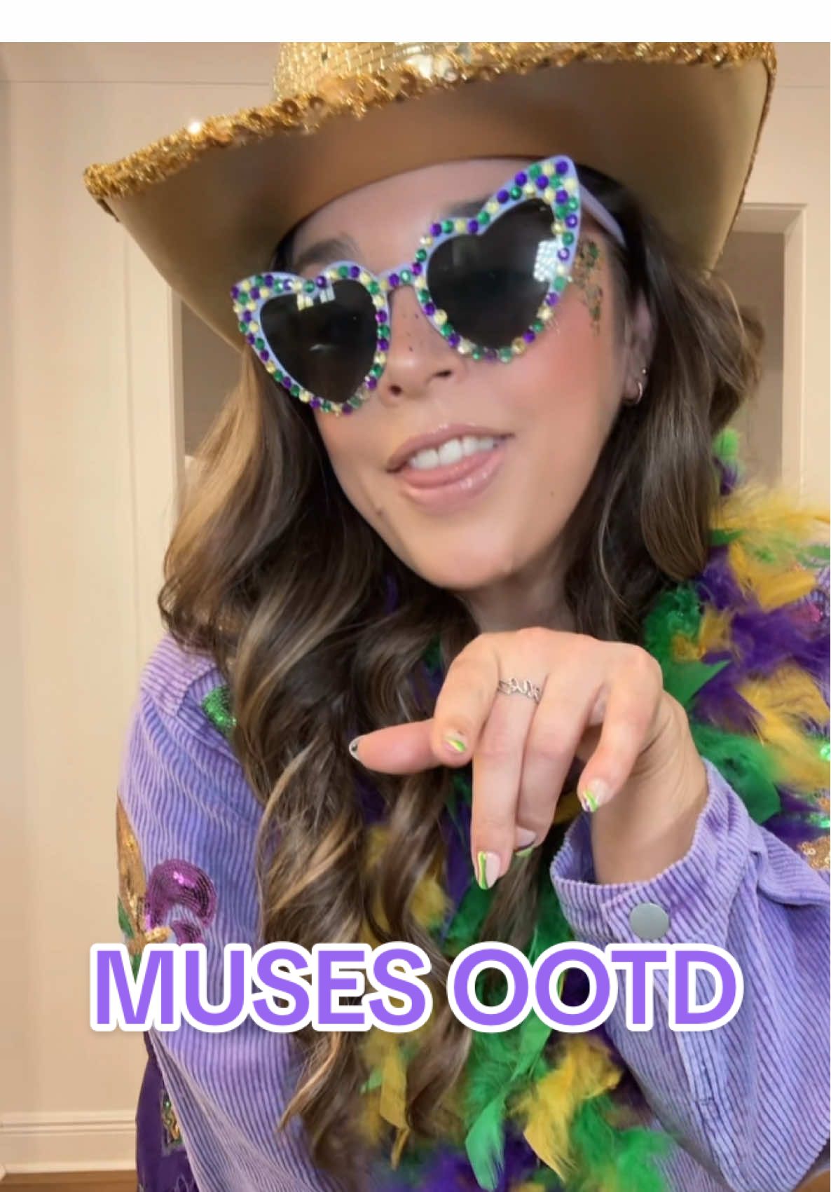 OOTD for @Krewe of Muses tonight 💜💛💚✨ Give me all the sparkles and glitter! #tHERSday #MardiGras #MardiGrasFit #Transition #KreweofMuses #kreweofbabylon #kreweofchaos #NewOrleans @Plush Appeal - Mardi Gras Spot 