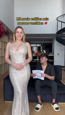 Creo que el mas lindo es el tercero ¿que opinan? 👁️👄👁️ @Sonrixs ❤️ #vestido #outfit #novios #kimrixs 