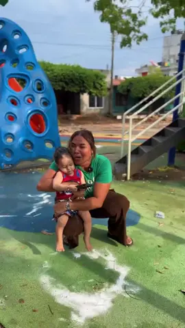 Un aro de sal me protege#short #funnyvideoscomedy #tiktokviral #funnytiktok #forfun #funnyvideos😂 #videoviral #comedia #mexico #viraltiktokvideo #funnyvideosforyou #comediahumor #funnyvideo #videos #video #shorts #mexico🇲🇽 #forfunonly #fyp 