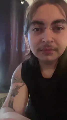 And the way they’ll reveal it is by showing all 3 kids together but instead of 2 boys 1 girl you’ll see 2 girls 1 boy that’s it they will never verbally say it 