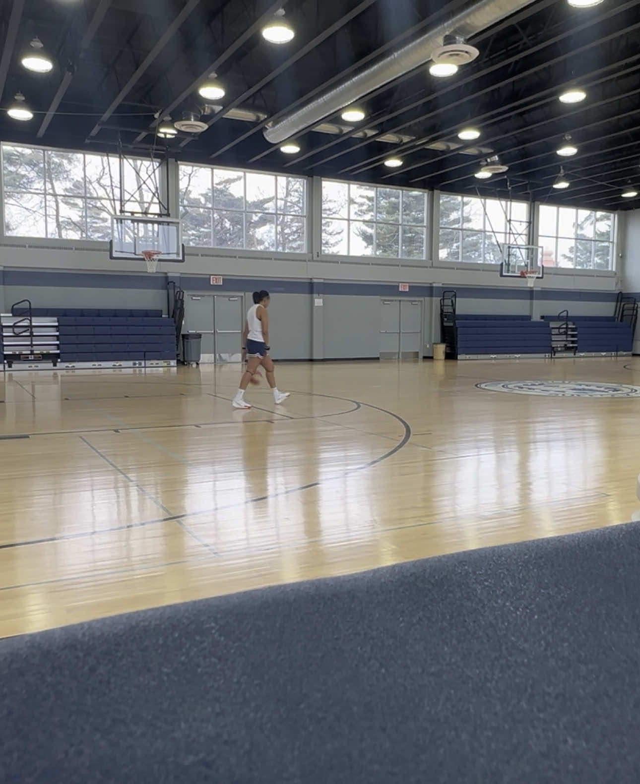 @valecuper #nikebasketball 