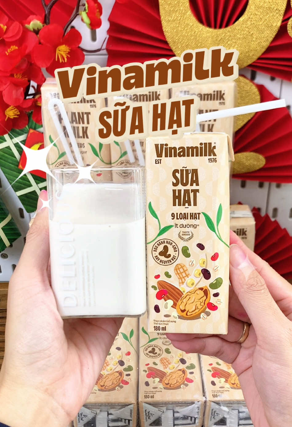 Lần đầu tiên mình uống sữa hạt mà không bị khé cổ nha, lại còn thơm ngon nữa chứ. Sữa hạt Vinamilk này bạn đã thử chưa 🥛🌾🌰 #vinamilk #suahat #suahatvinamilk #suahatdinhduong #sua9loaihat #bonthichanngon #saleluongve #MuaTaiTikTokShop #TikTokShop #xuhuongtiktok #viral #review #suatuoi #ancungtiktok #suatuoivinamilk 