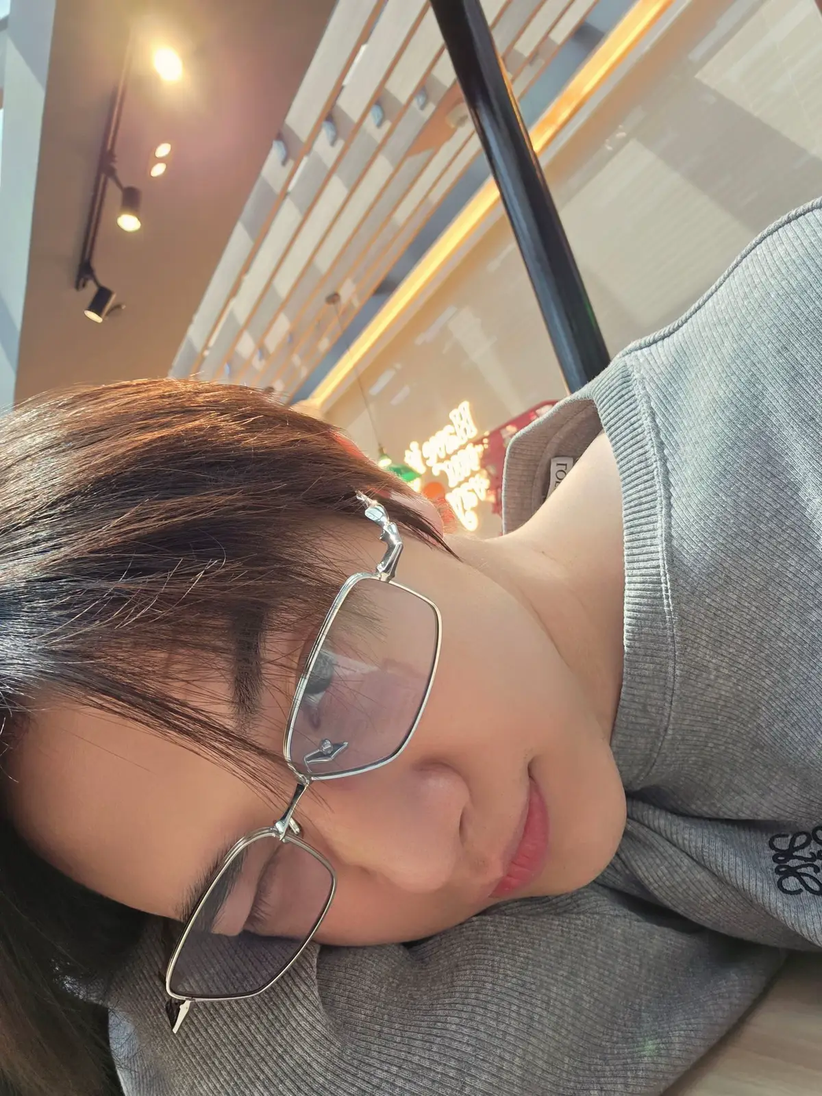 ยิ่งกว่าความหล่อคือแว่นนนน พี่แม็กใส่แว่นแล้วมันน้วยยย  #maxky_rp  #แม็กกี้อันเดอร์สกออาร์พี  #แม็กกี้รชต 