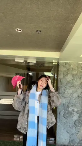 Otw to get breakfast on a “Common Day”…  love baguio weather 💕 @CommonDay  #baguio #baguiofeels #baguiocityvibes #countryclub #weatherfits #cold #OOTD #fypage 