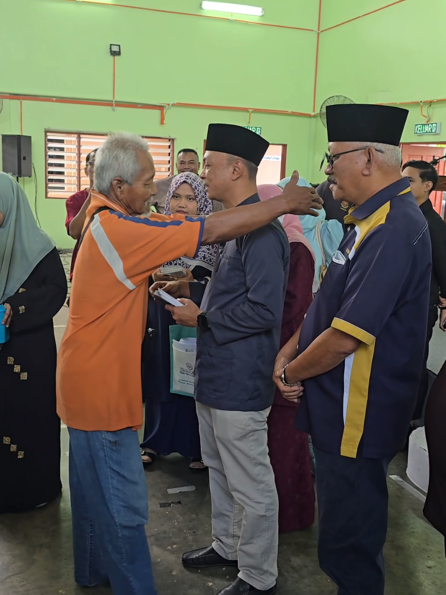 Majlis Pengagihan Bantuan Persediaan Ramadan dan Wang Fidyah kepada Asnaf Fakir dan Miskin Bagi DUN Rembia.. @fairulnizam_along  #maim  #fidyah  #persediaanramadan  #zakat