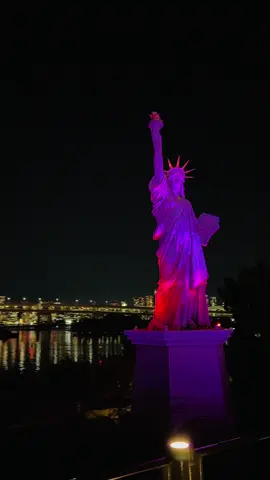 #お台場 #odaiba #tokyotravel #東京旅行 #rainbowbridge #レインボーブリッジ #statueofliberty #nightview #夜景 #viewpoint #japantravel #日本旅行 #cityview #viralvideo #trending_video 
