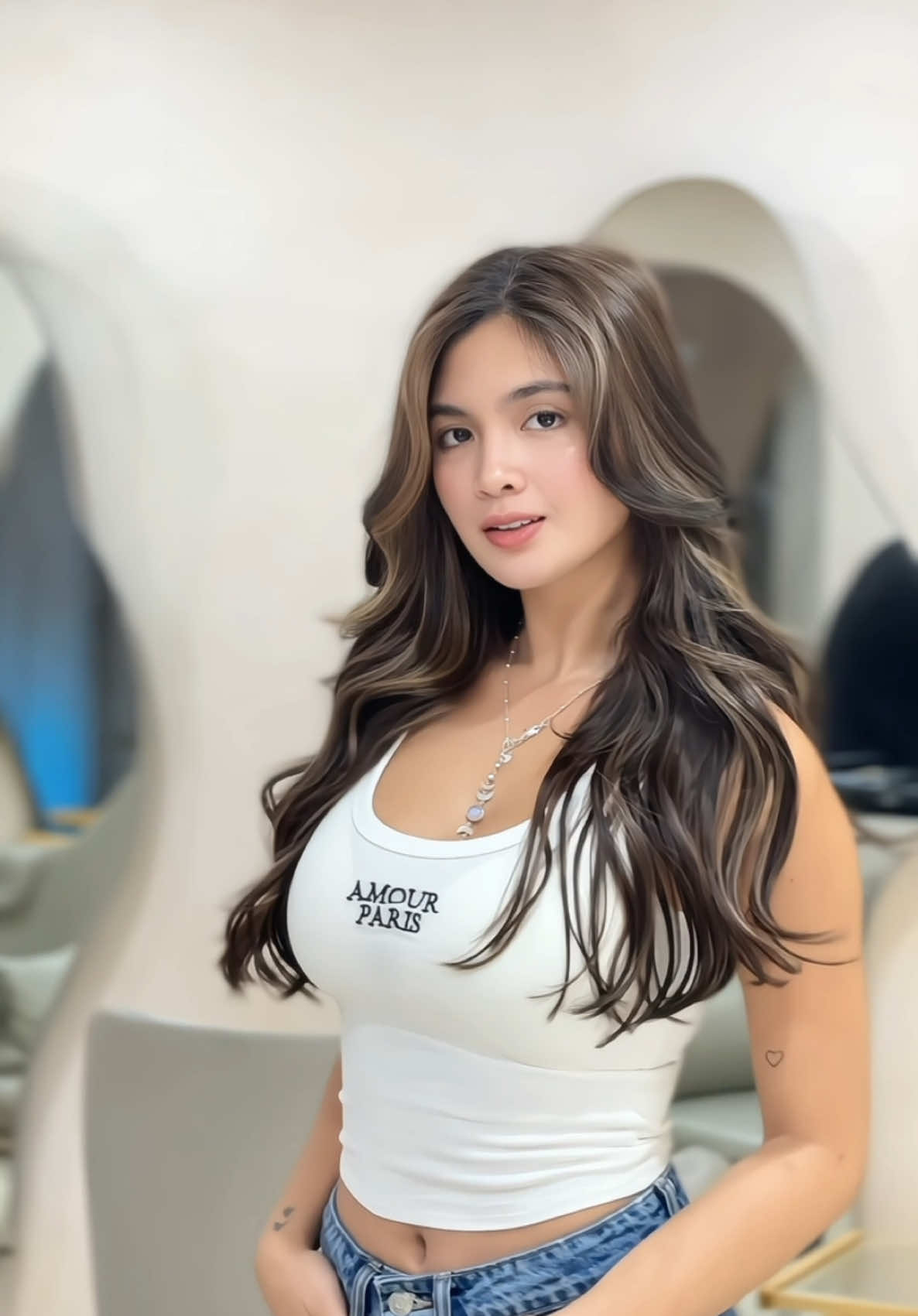 ✨ Hair Makeover with Heaven ✨ A transformation so flawless, it feels like heaven sent! ☁️💫 Whether it’s a dreamy color, luscious extensions, or the perfect cut, we make sure every strand is divine. Ready for your own heavenly glow-up? 👑💖 📍Jhen Hair | Timog • Pampanga • Coming Soon: BGC 📞 09274908266 #HairByJhen #HeavenlyMakeover #LuxuryHair @Heaven Peralejo 