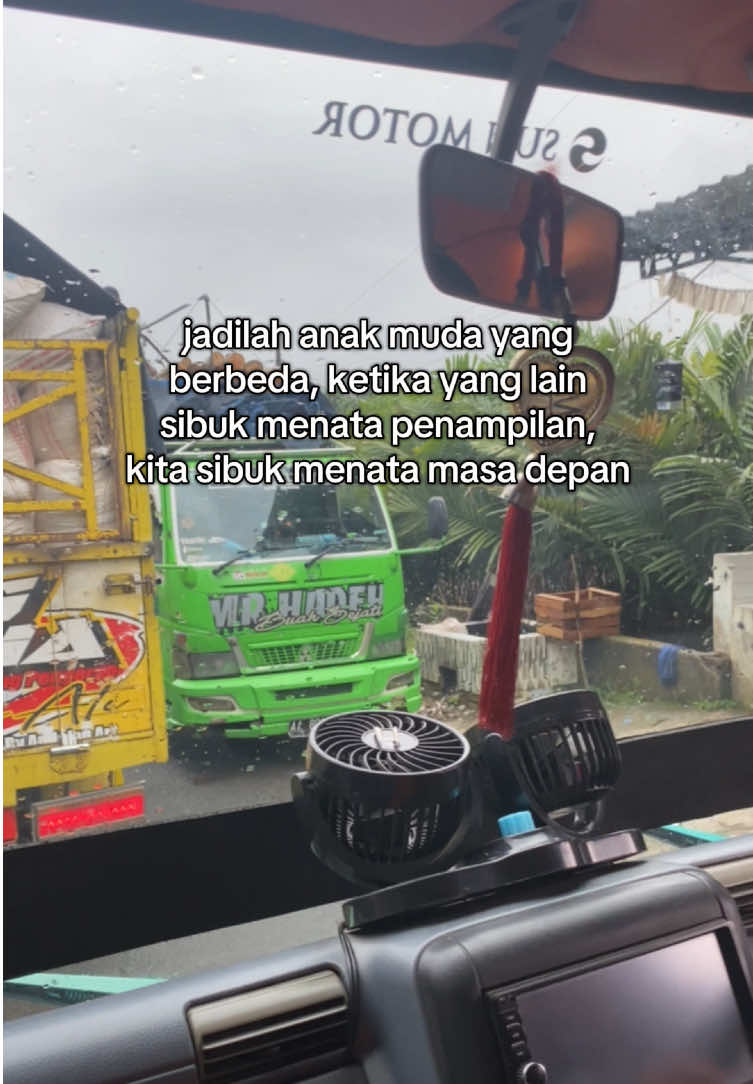 #fypシ゚ #fypppdongggggg #fyppppppppppppppppppppppp #trukmaniaindonesia #fyp #viralll #xyzbca #barokkkbaiksekali #fypage #bismillahfyp #viralvideo #trukmbois #drivermuda #fypviral #katakatatruk #engkel_mania_indonesia #viralllllll 