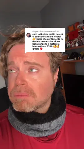 Risposta a @vito eccolo ☺️ restate sempre #connsessi🤙🏻😎 #ilviaggiotrairicordicontinua #tiktok #andiamoneiperte #speciale #viaggiotrairicordi #insiemeavoi #solopervoi #emozione #tracciadiricordi #anni90 #anni2000 #seguimisevuoi❤️❤️❤️❤️❤️❤️❤️ #vintage #anni90challenge #ricordi #felicita #moment #motorola 