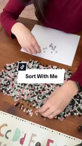 I know this will reach the right audience 😂 was this necessary? Probably not. But was it fun for me? 1000% 🤩 Please tell me I’m not the only one who loves to sort things!