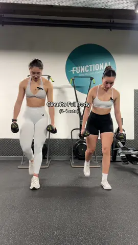 Si lo haces en pareja se siente como una competencia HAHAHA 🤭🫱🏻‍🫲🏼 lets goo #gym #GymTok #fullbodyworkout 