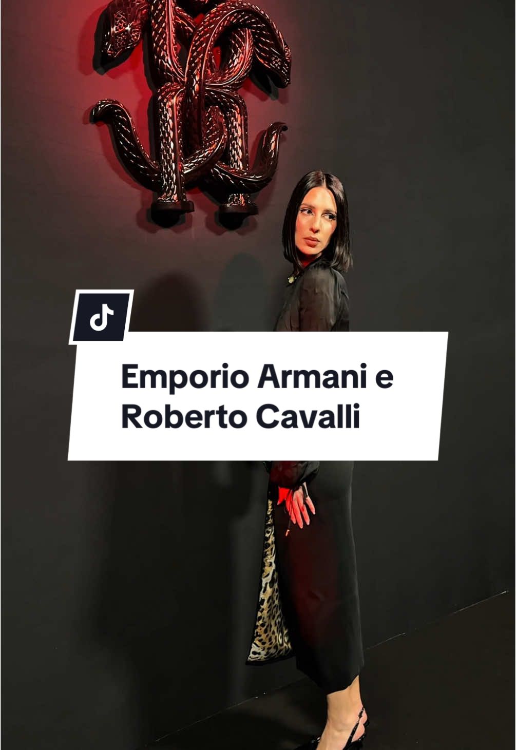 Gli ospiti che se ne vanno mentre le modelle stavano ancora sfilando. Purtroppo succede spesso ma ogni volta mi fa arrabbiare come se fosse la prima. Detto questo, fatemi sapere se questi look vi sono piaciuti 🖤