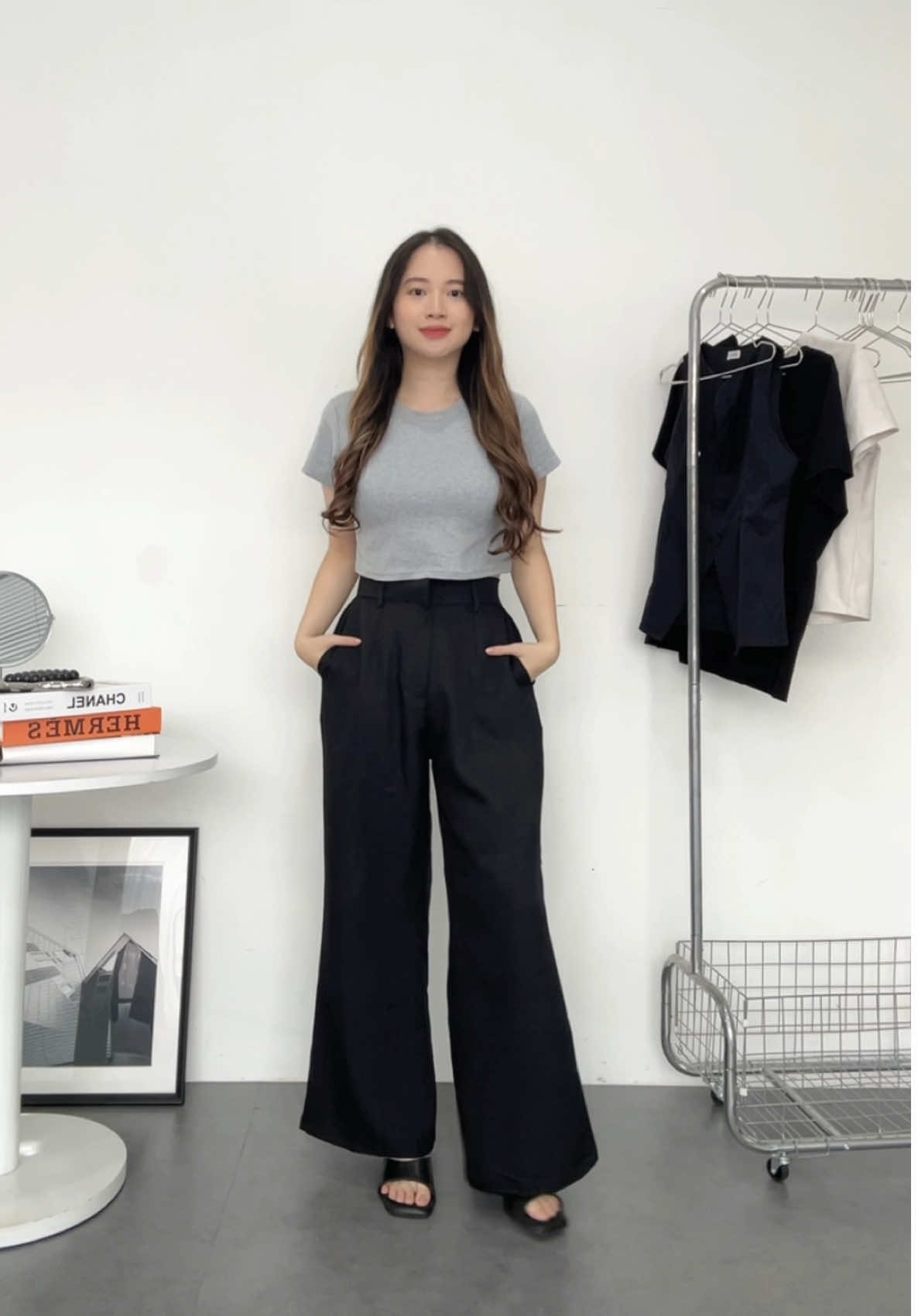 wajib ada dilemari sih etta pants ini #ramadankembalikuat #ramadanekstraseru #pants #kulothighwaist #fyp #fashion #OOTD 