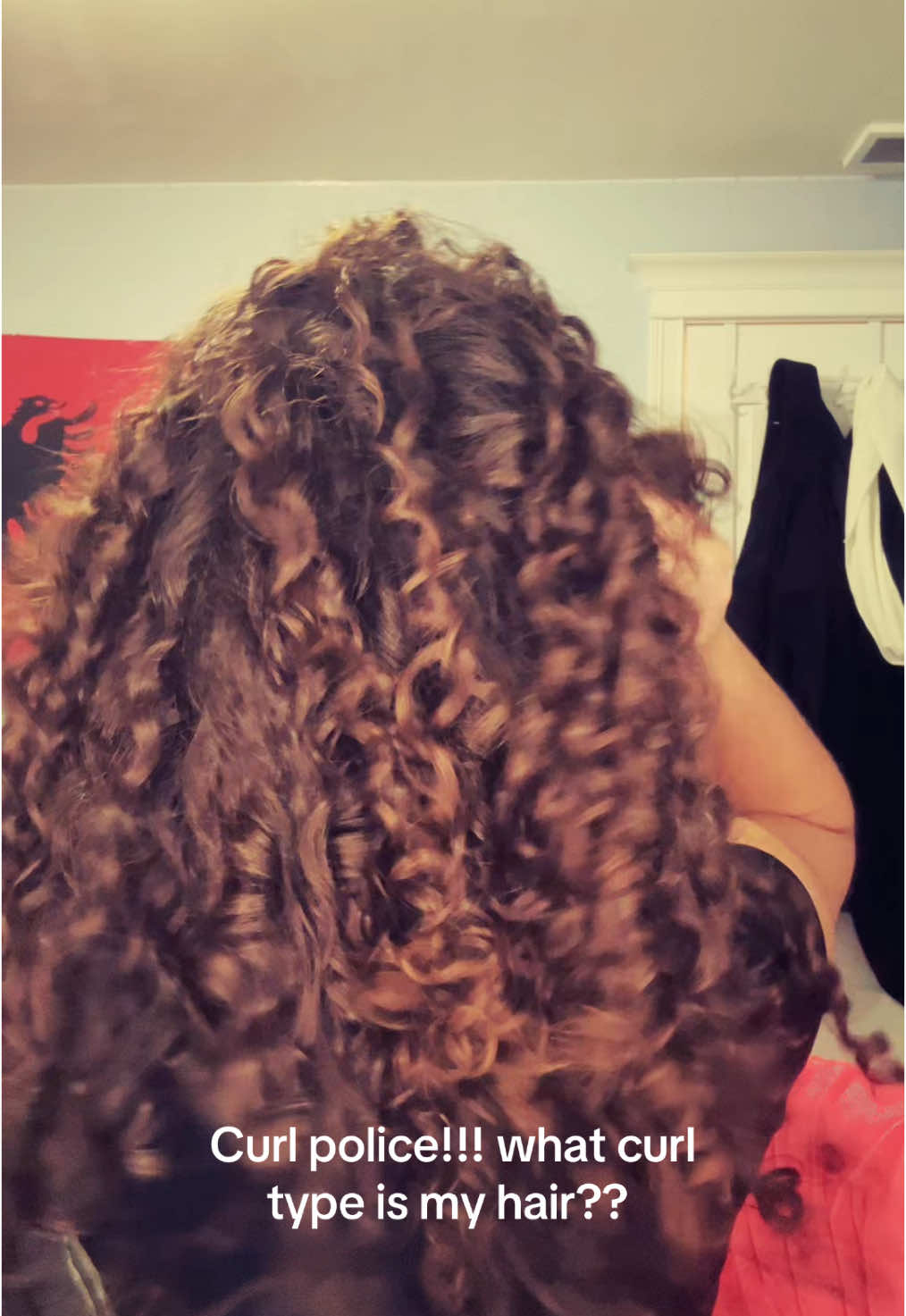 Let me know #curls #curly #curlyhead #hairtype #curlpolice 