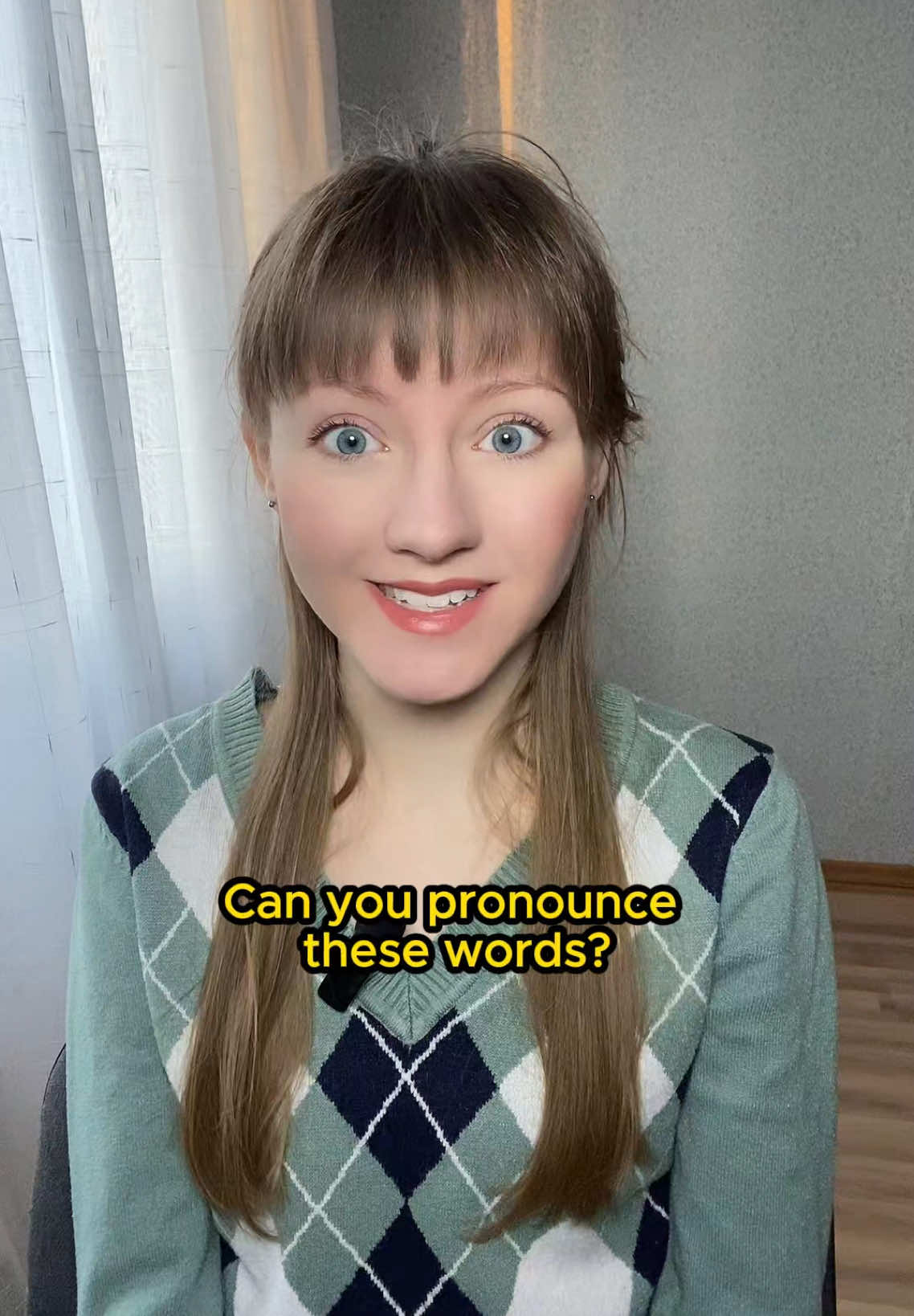 @lolaspeak_app Speak with confidence! 🤝 Use Lola Speal app to practice your conversational skills and improve your pronunciation! #AmericanEnglish #Vocabulary #Pronunciation #SpeakEnglish #NativeSpeaker #Grammar #LanguageEnglish #LearnEnglish #StudyEnglish