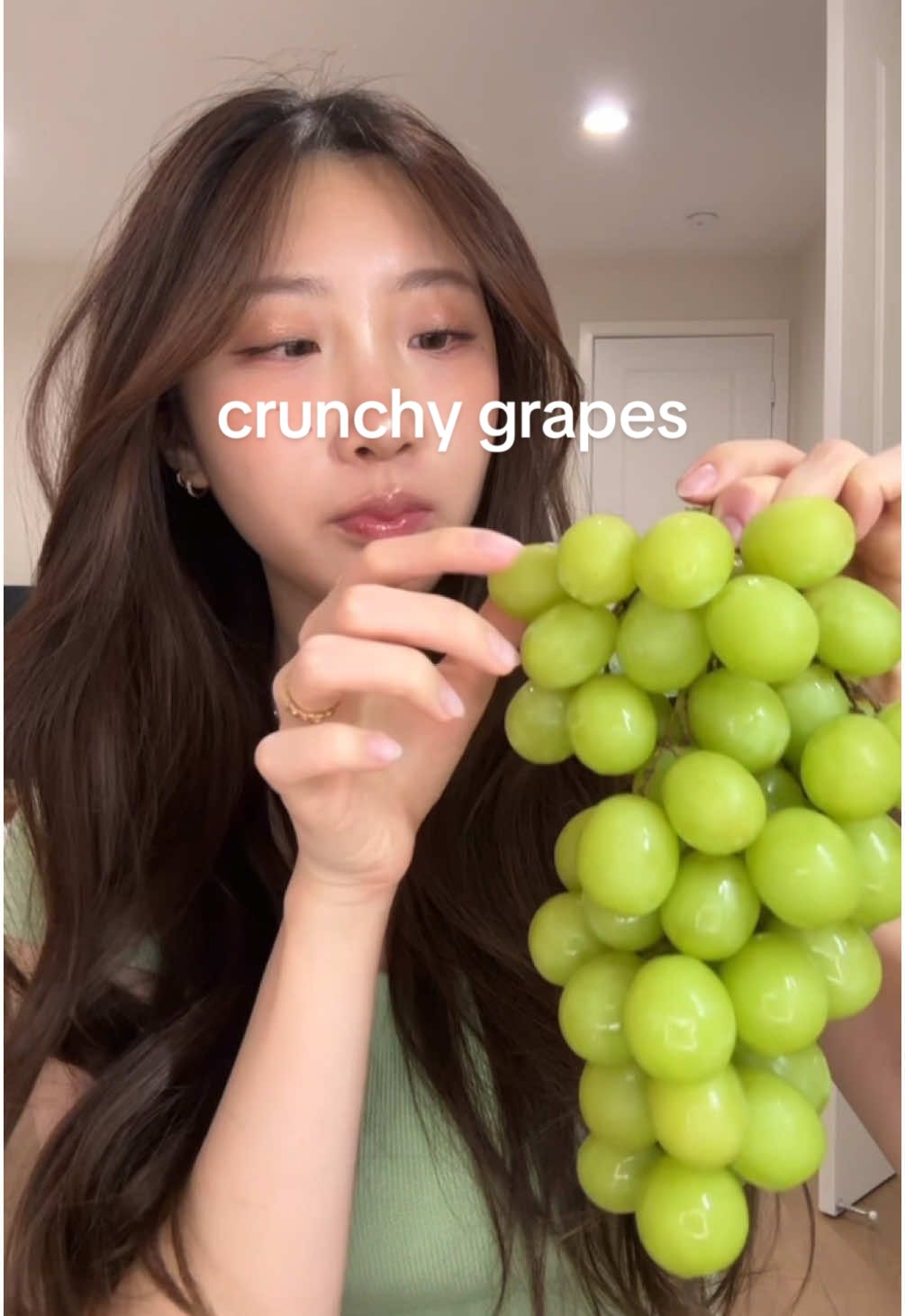 #crunchygrapes #greengrapes #grapemukbang 