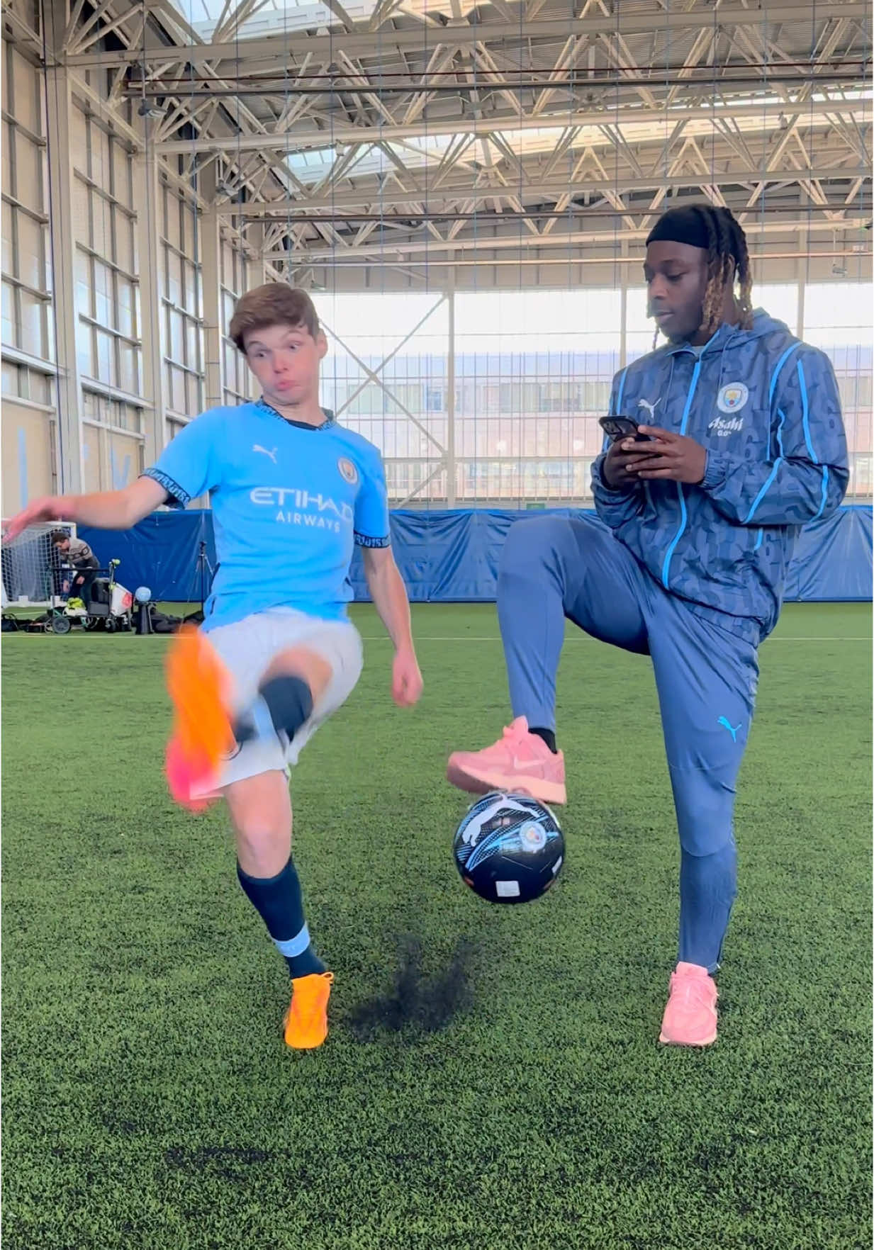 How is this possible? 🤔😂 @Joris Sebregts 🔥  #ManCity #MCFC #Football #Dribbles #Funny 