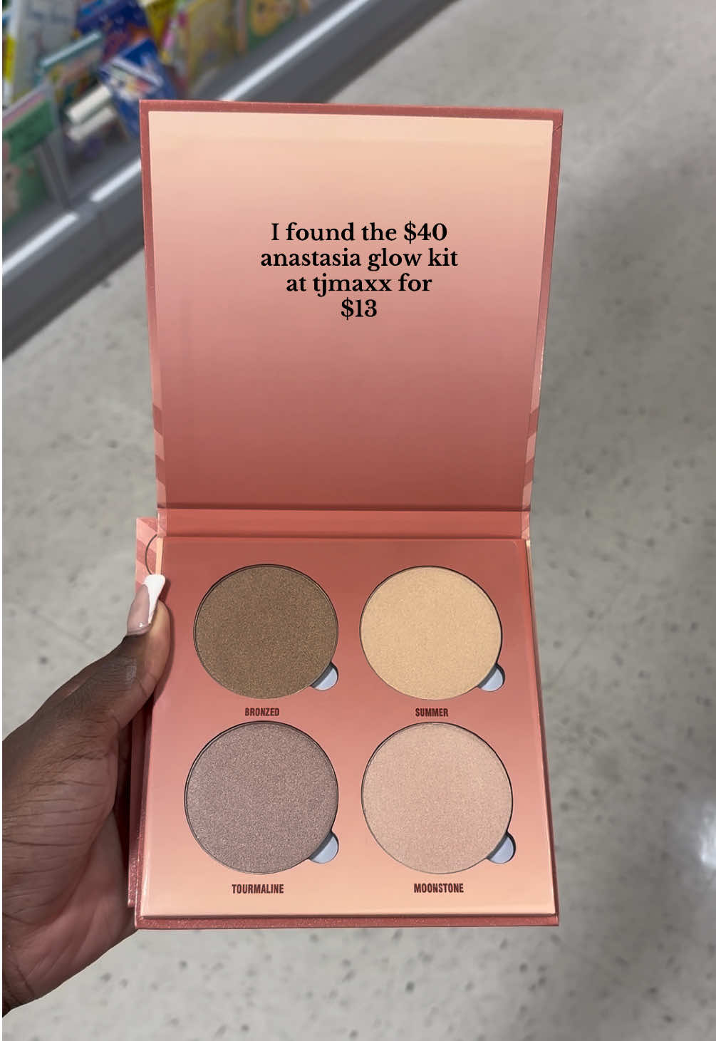 Crazy steal right in time for spring & summer 🤭 #makeup #makeupfinds #highlighter #anastasiabeverlyhills #makeupproducts #tjmaxx #blackgirls #blackgirl #blackgirlmakeup #darkskin  @TJ Maxx @Anastasia Beverly Hills 