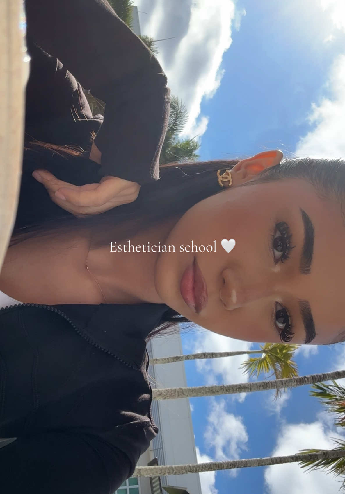 Some esthetician school content in honor of me almost graduating 🤍 #esthetician #grwm #Vlog #school #aesthetic #makeup #beauty #florida #skincare #haul #makeupartist 