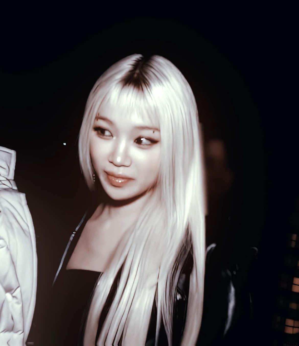 she looked so good in this video 😻😻 // #c1louded #edit #ae #aftereffects #chaewon #lesserafim #kpopfyp #kpop #foryoupage #foryou #fyp //