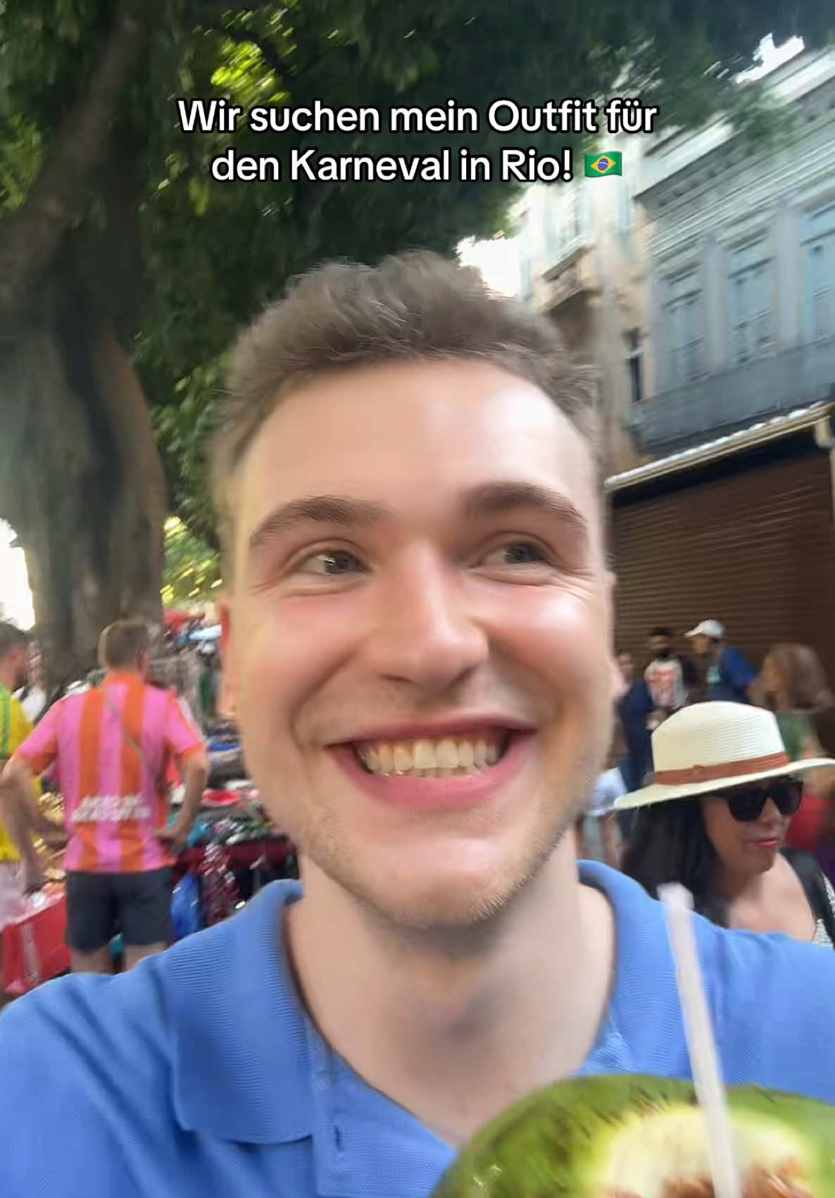 Ich bin so hyped Leute omg 😭🇧🇷🇧🇷 #riodejaneiro #riocarnaval 