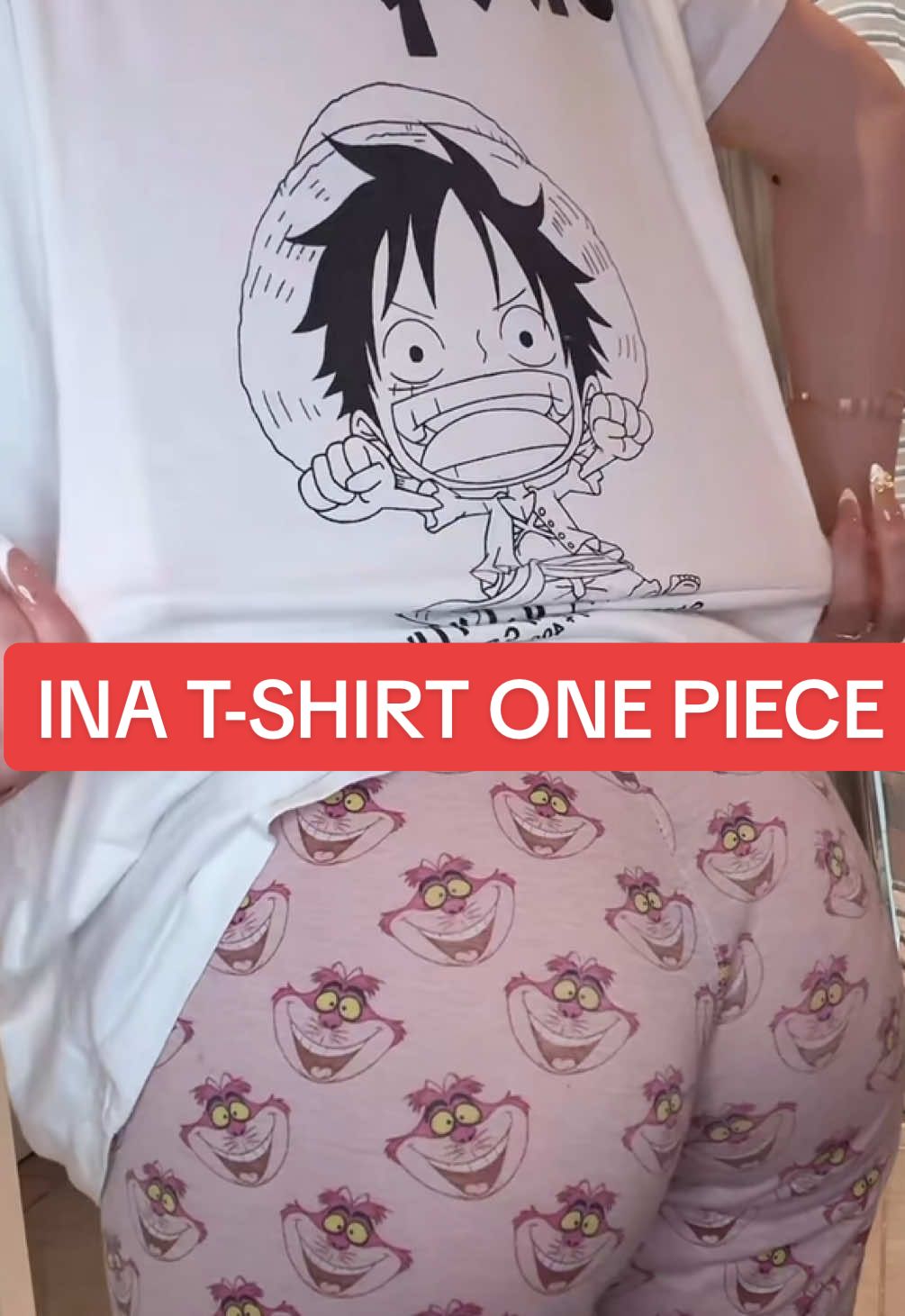 INA PRÉSENTE SON T-SHIRT ONE PIECE 🏴‍☠️ @ina 🦋 @INA 💋  merci à @pomah2b de m’avoir bloqué 🫶 #fyp #foryoupage❤️❤️ #pourtoii 