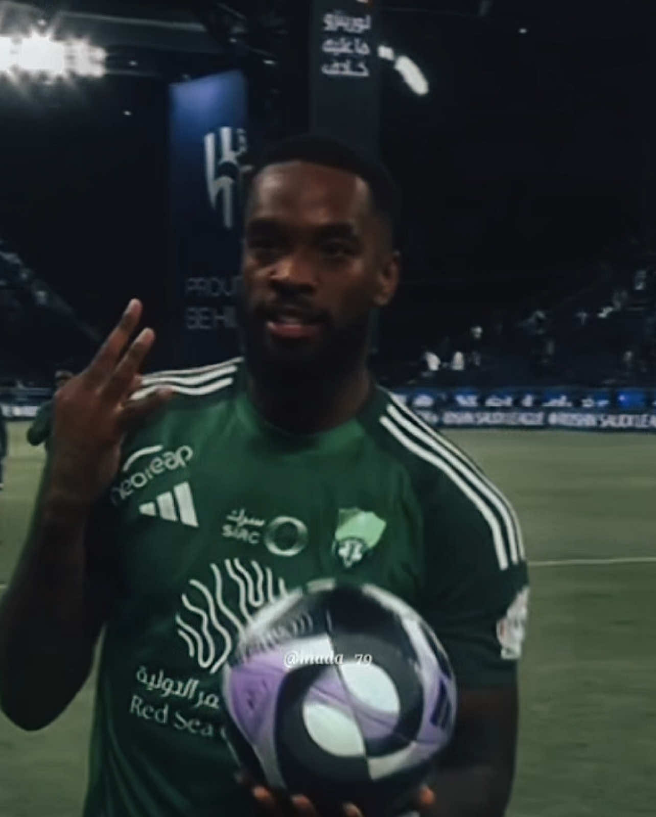 لا تزيدو اسيه ارحمهم شويه يكفي الملكيه صعبه قويه 😂💚💚 #ايفان_توني #الاهلي #الاهلي_السعودي #alahli #foryou #fyp #tiktokarab #tiktoklongs 